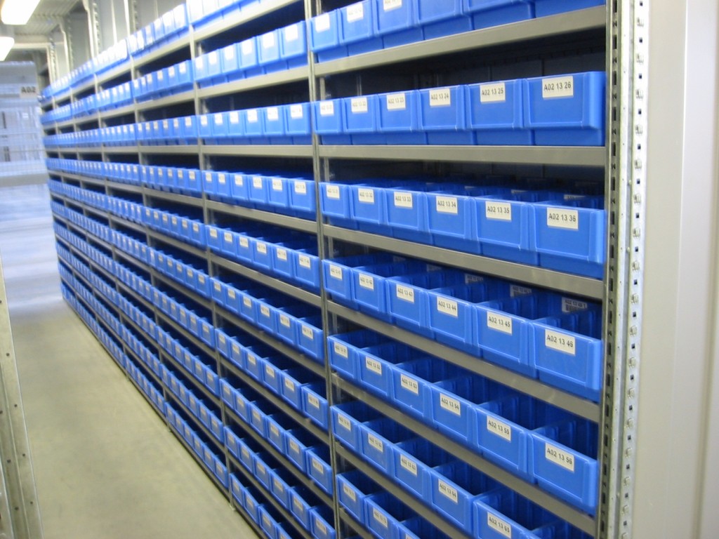 SSI Schaefer R3000-Modular Shelving | Materials Handling