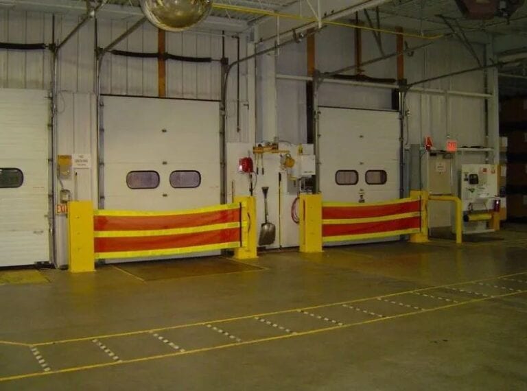 Loading Dock Safety Barrier Retractable Dok-Guardian - Materials Handling