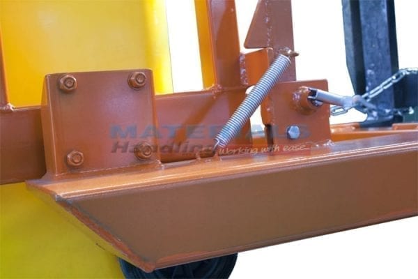 MFWE24 Forklift Wheelie Bin Tipper spring mechanisim watermark copy